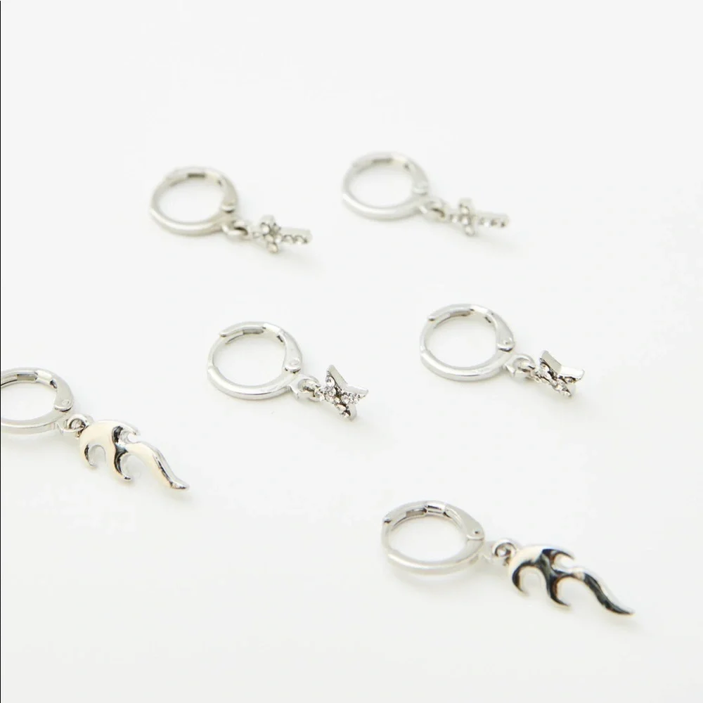 NWT. Pull & Bear Pack of Silver Earrings with Charms.